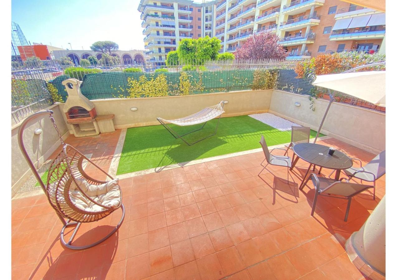 Sun Nest Apartment - Terrace & Garage Fiumicino Eksteriør bilde